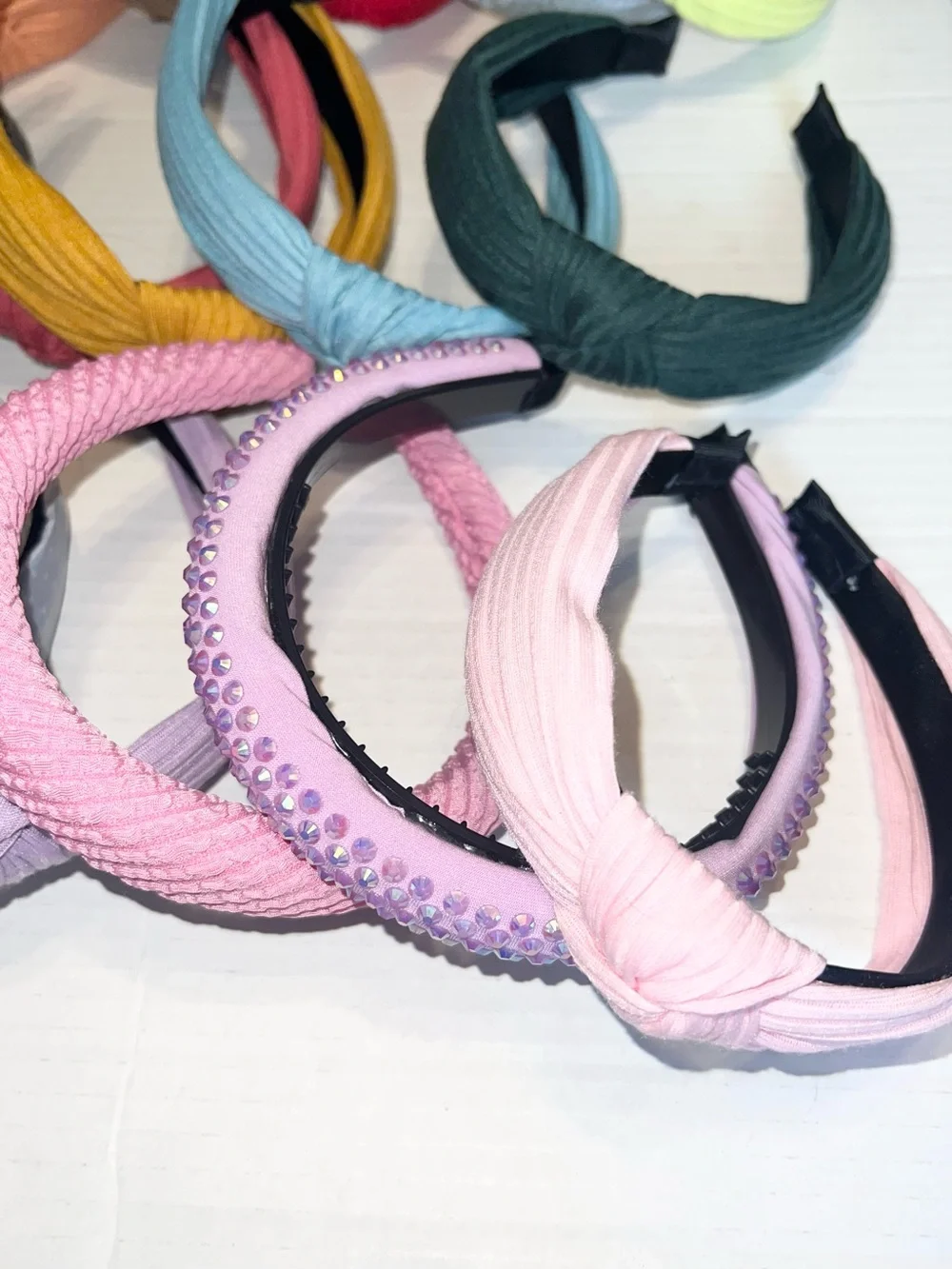 Lot of 16 headbands for girls